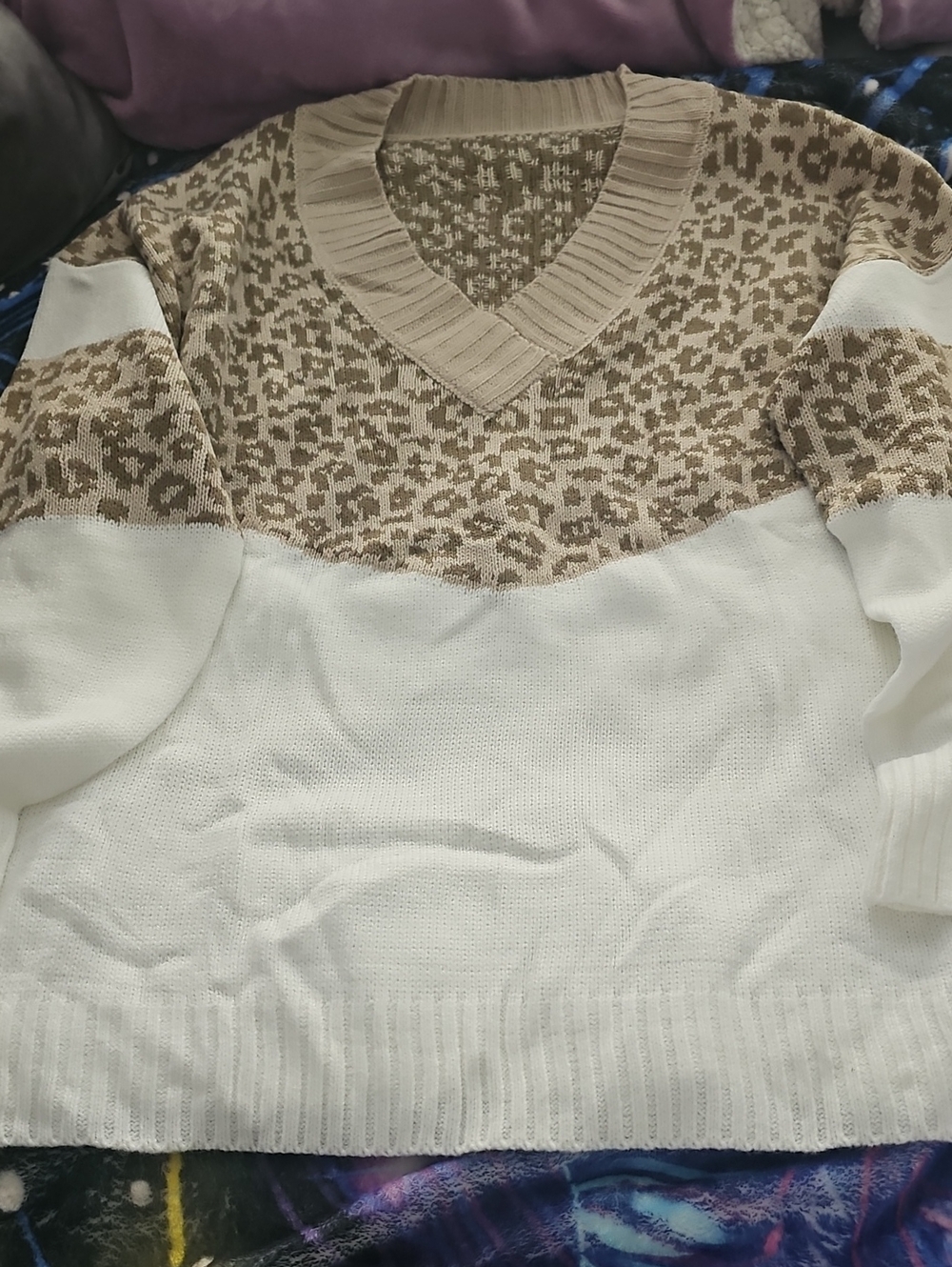 Cupshe Cream & Tan V-Neck Leopard Yoke Sweater